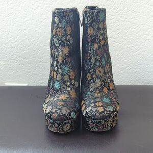 Sam Edelman Floral Brocade Ankle Boots W8.5